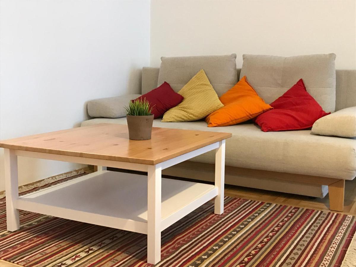 Apartment Near Rathaus